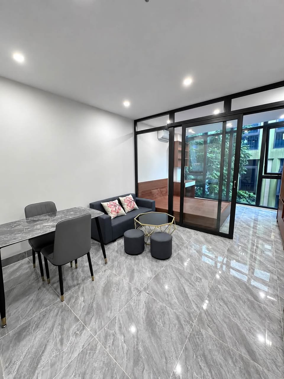apartment in Trung Văn — photo 3