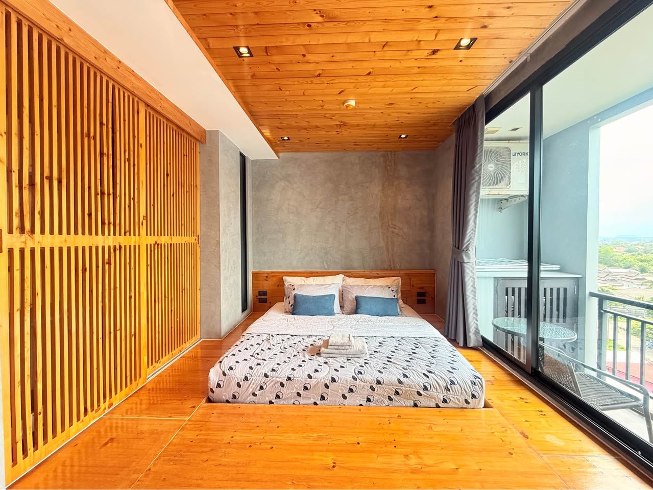 1BR studio in Nai Harn — photo 2