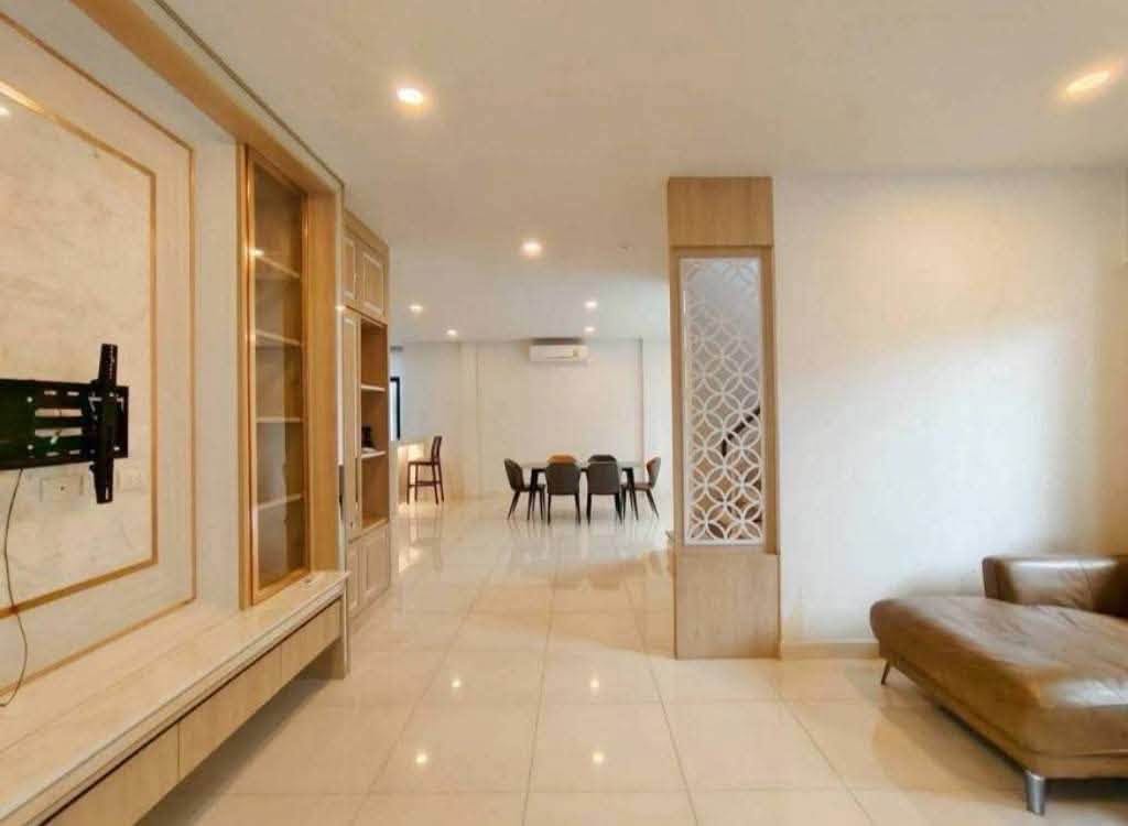 4BR house in Bang Na — photo 3