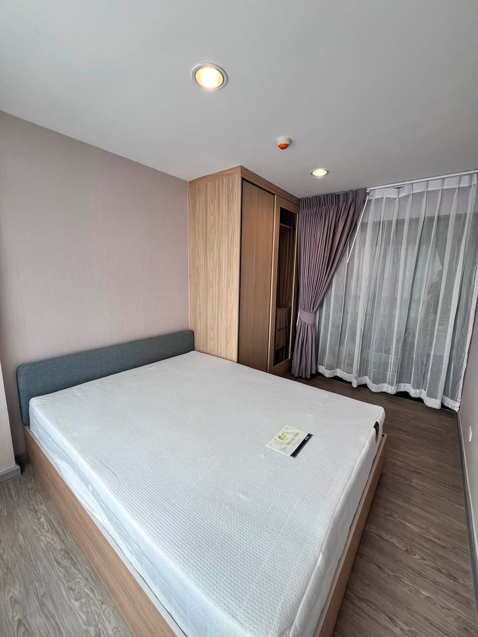 2BR condo in Sukhumvit — photo 2