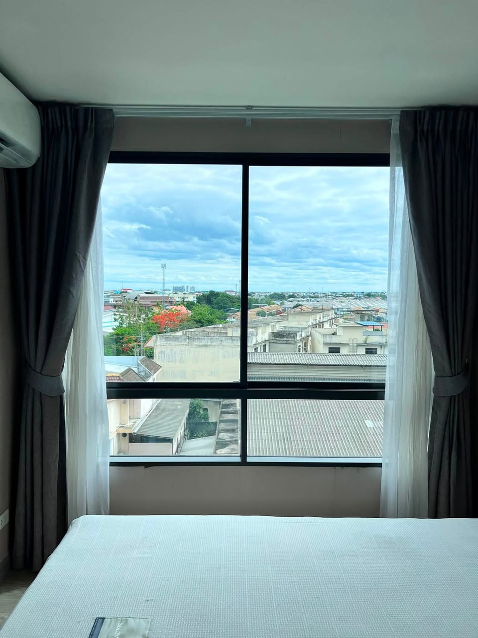 2BR condo in Sukhumvit — photo 4