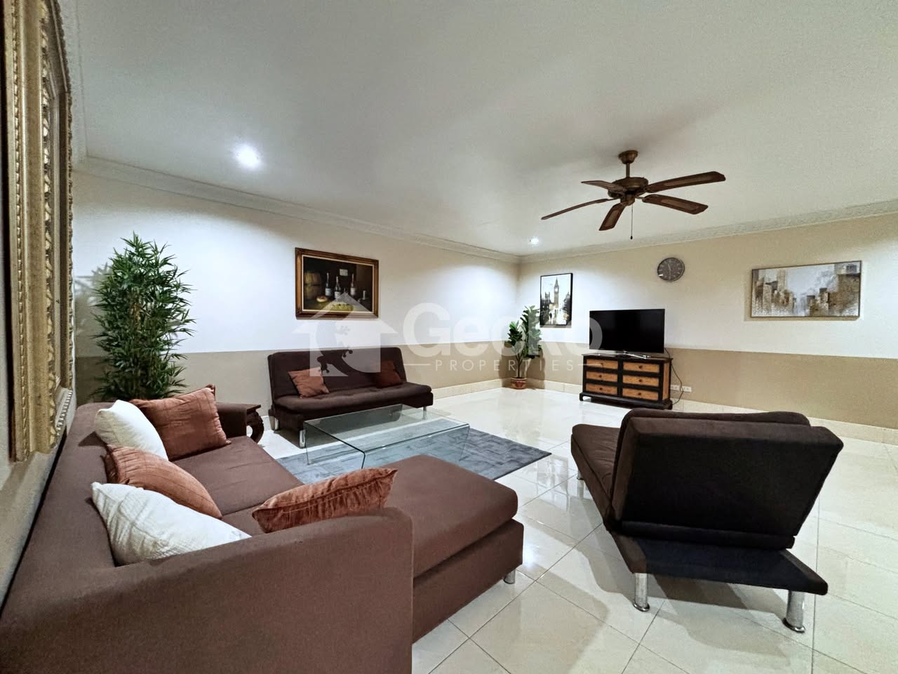 5BR villa in East Pattaya — photo 3