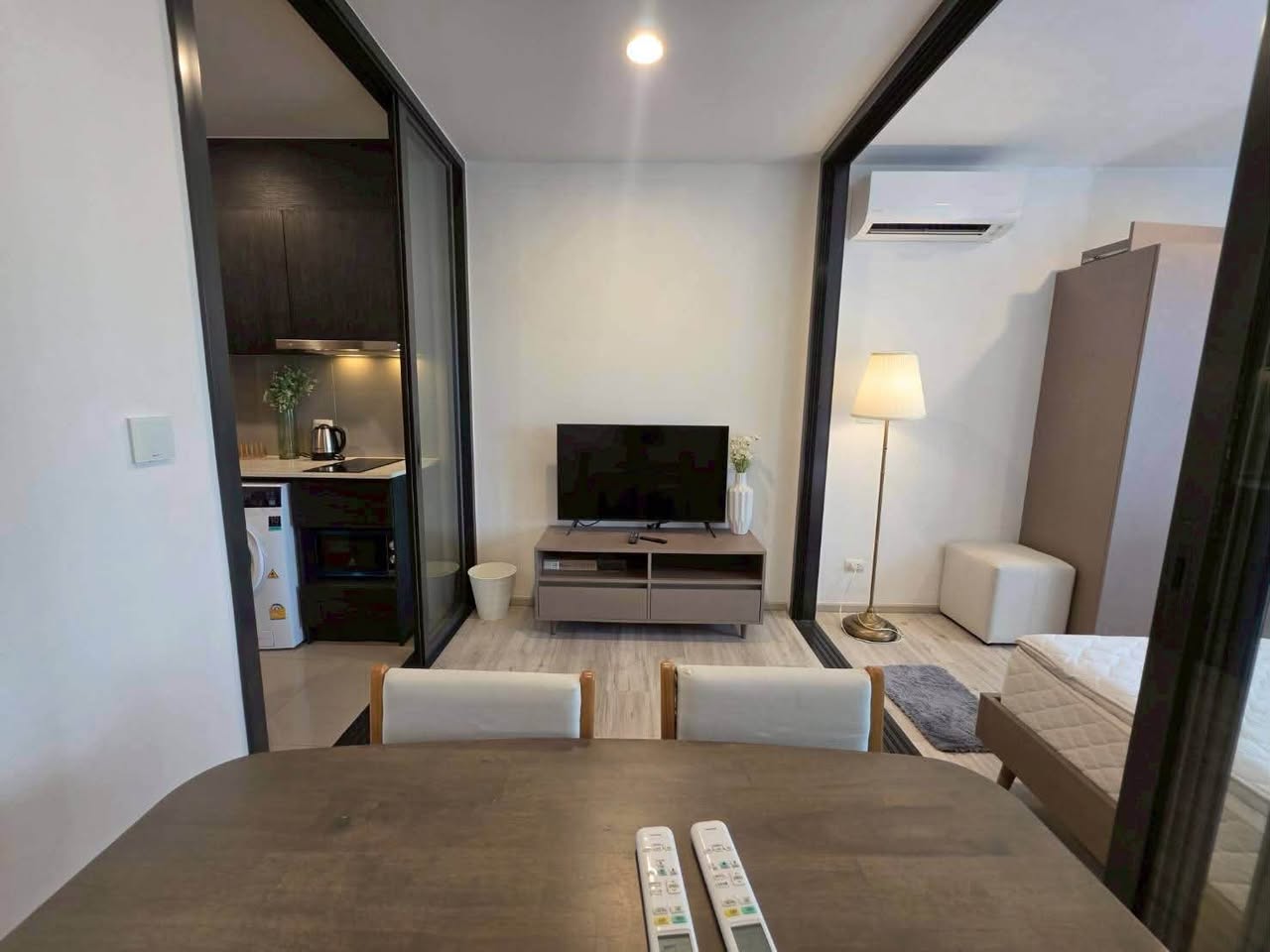 1BR condo in Huai Khwang — photo 5