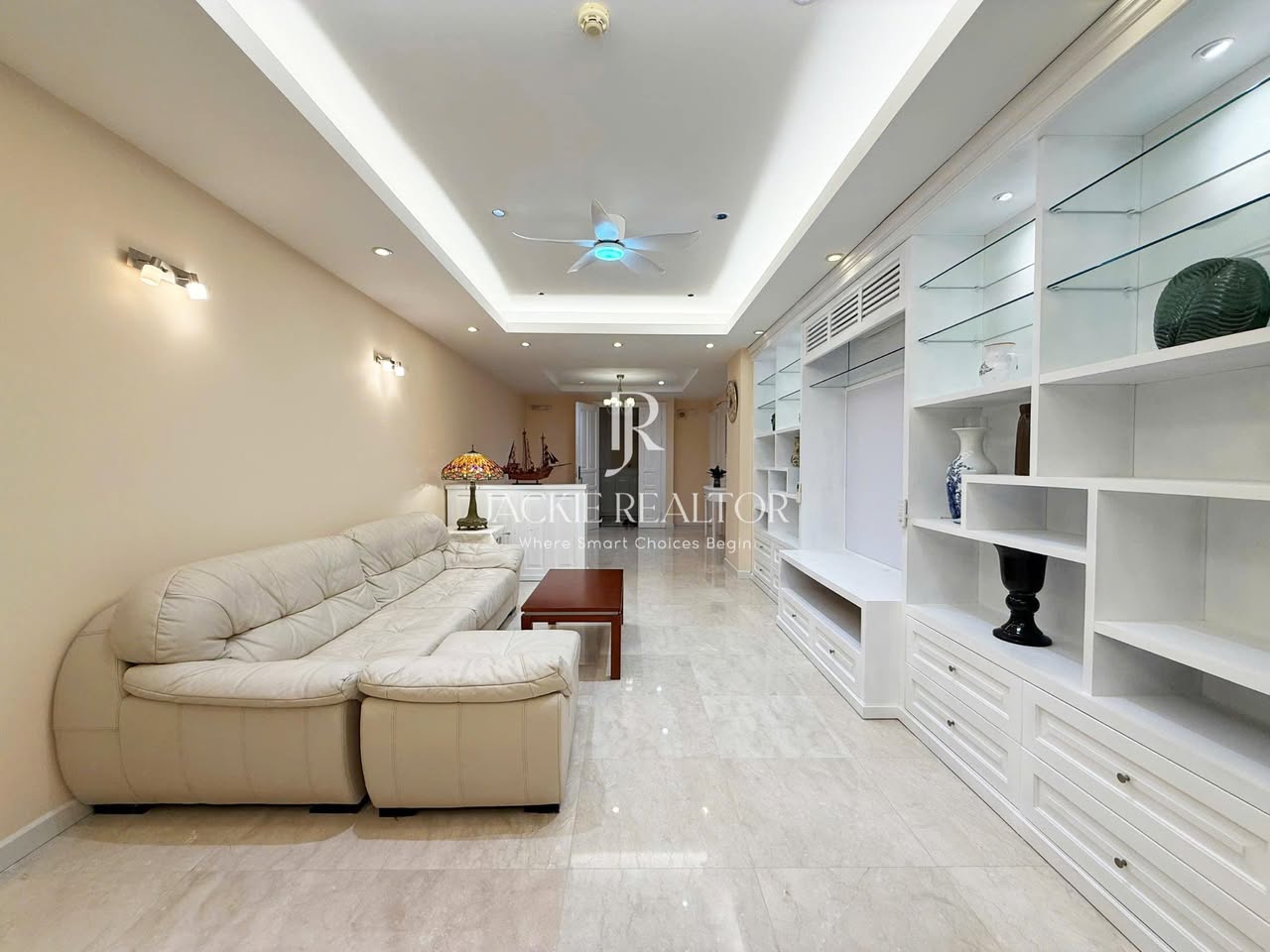 3BR apartment in Tay Ho — photo 2