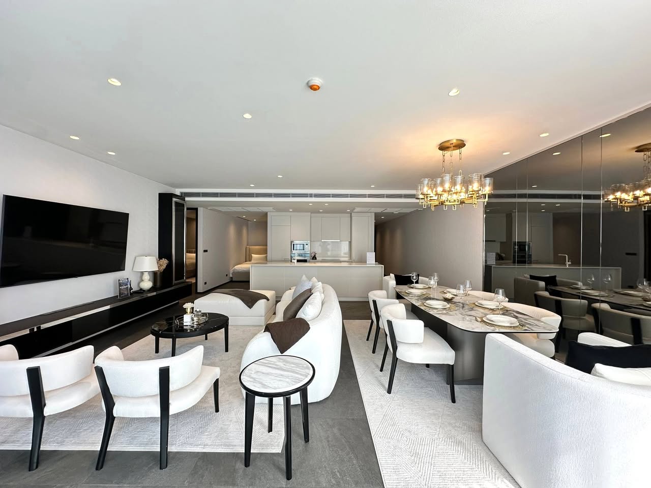 2BR property for sale in Thonglor — photo 3