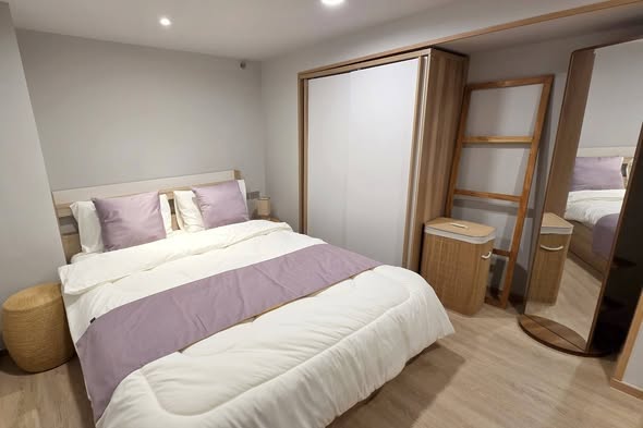 1BR duplex in Saladaeng — photo 2