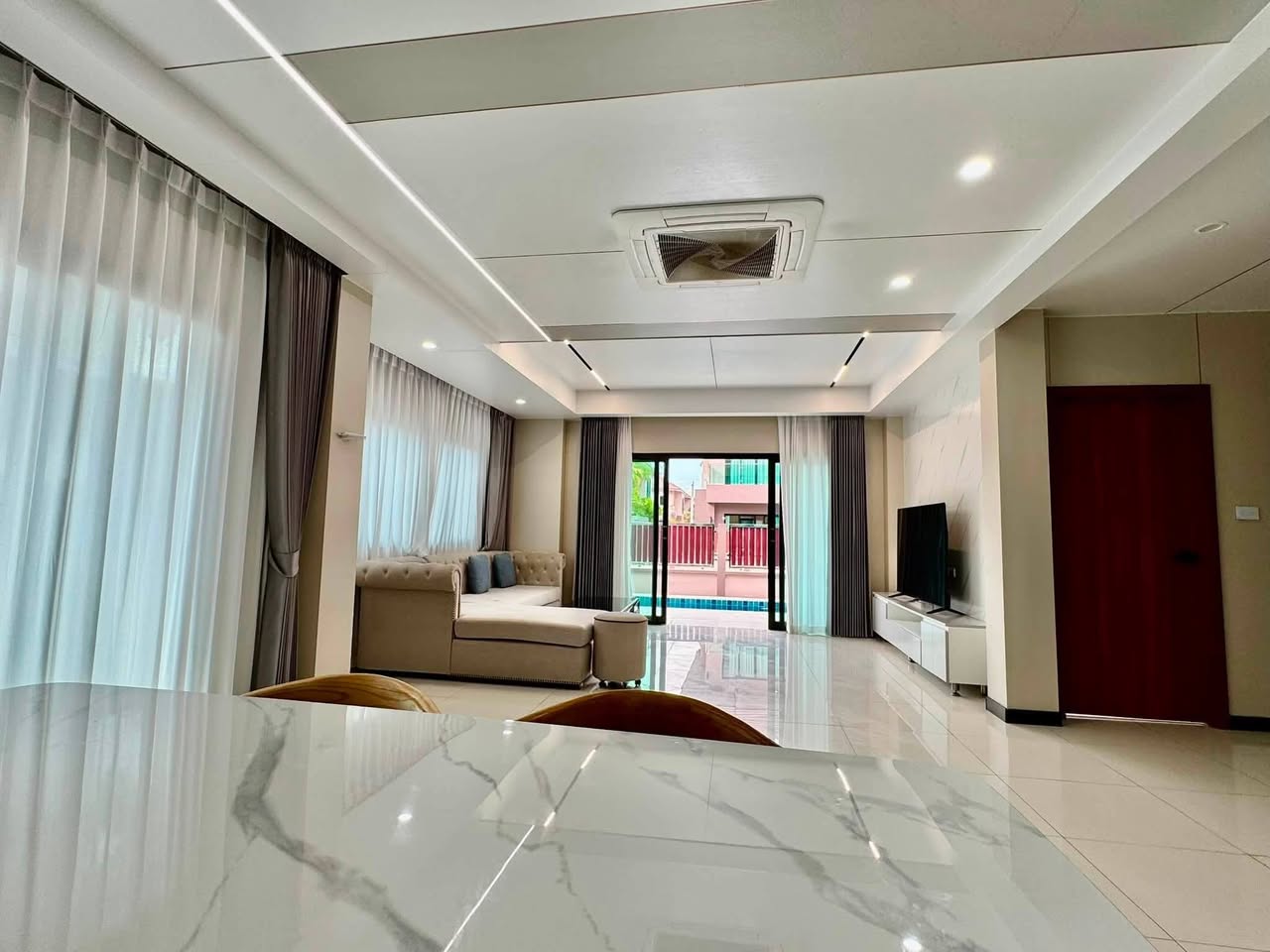 4BR villa in East Pattaya — photo 4