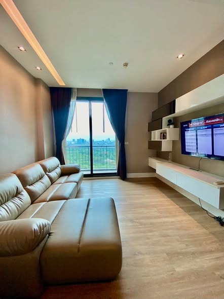 2BR condo in Suan Chit — photo 3