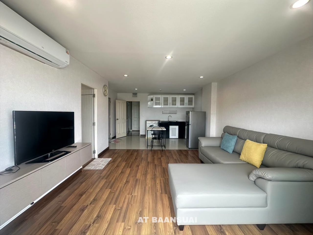 1BR condo in Khu Bua — photo 2