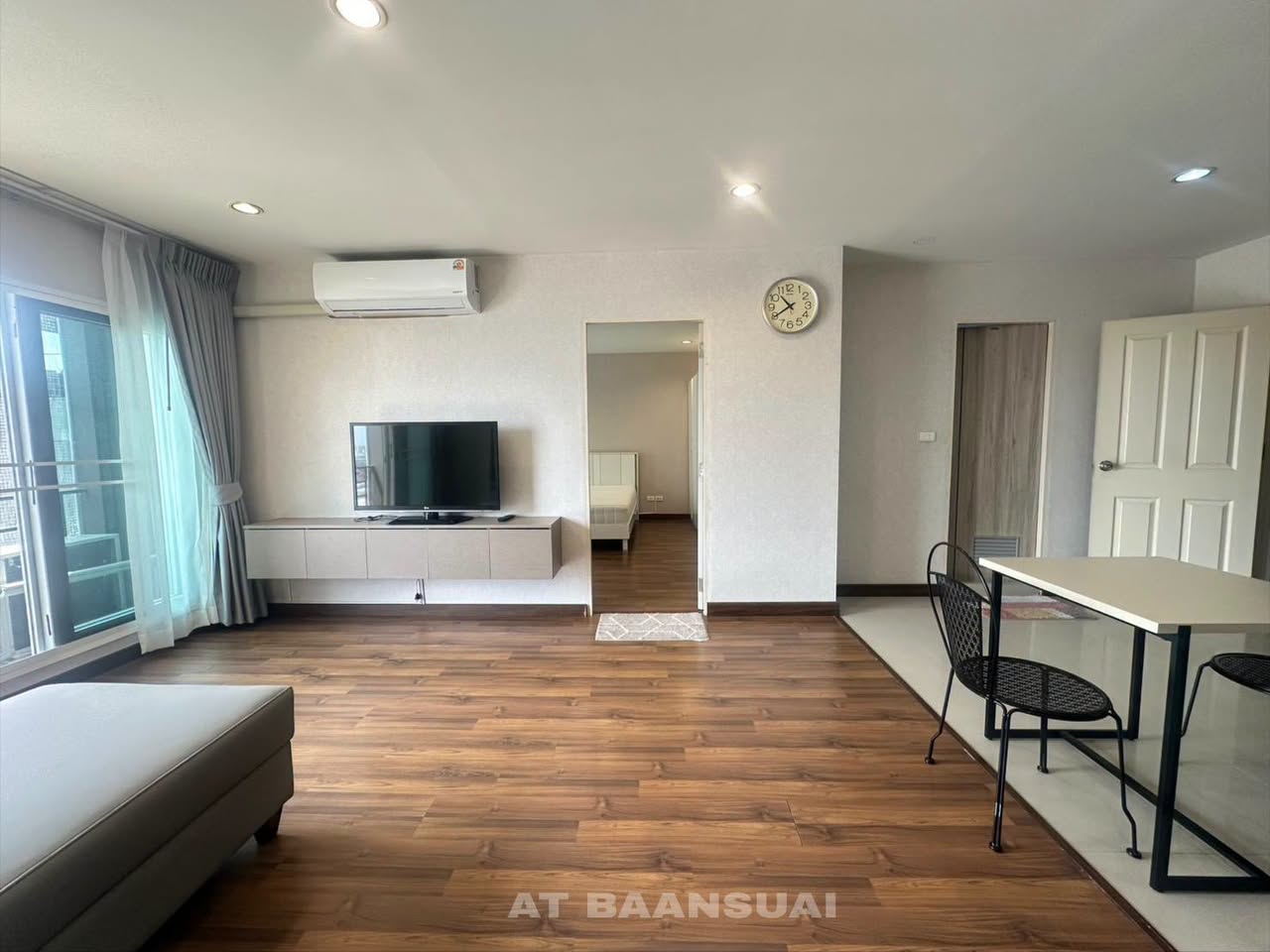 1BR condo in Khu Bua — photo 4