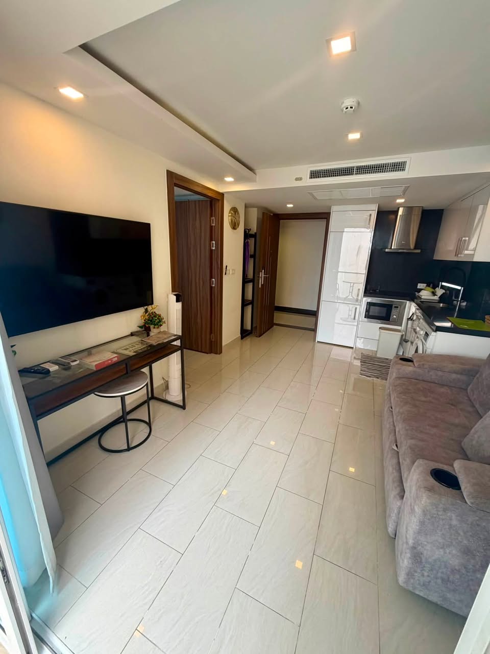 1BR condo in Central Pattaya — photo 2