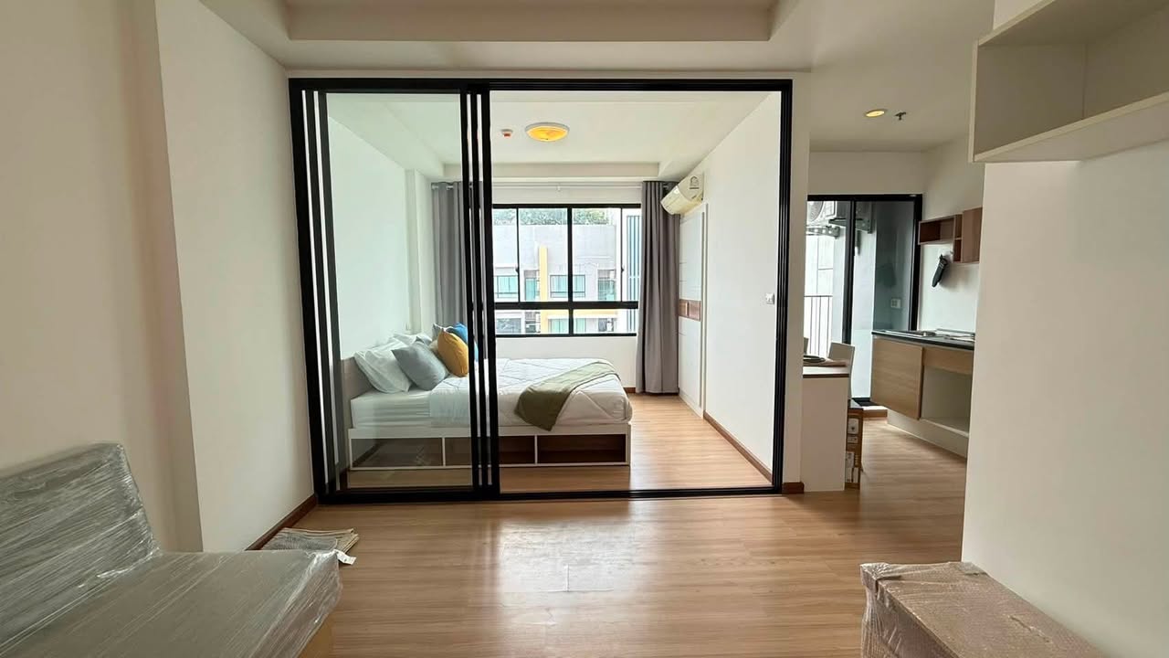 1BR condo in Sathorn — photo 2