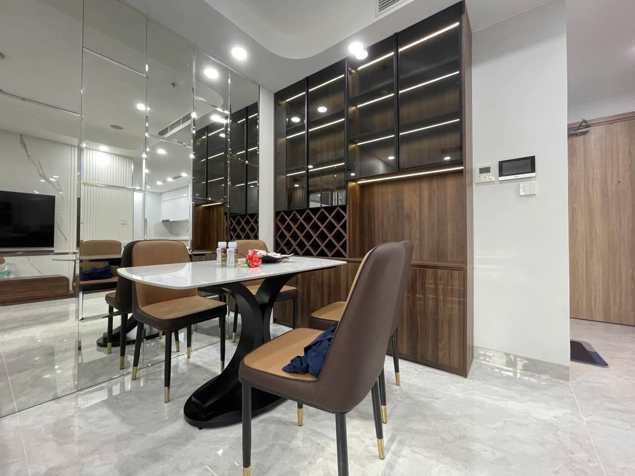 2BR apartment in Tay Ho — photo 4
