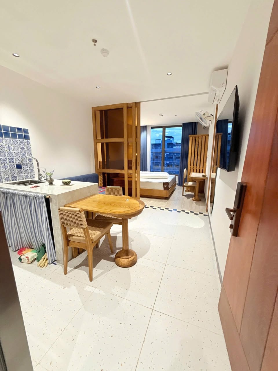 2BR apartment in Khue My — photo 5