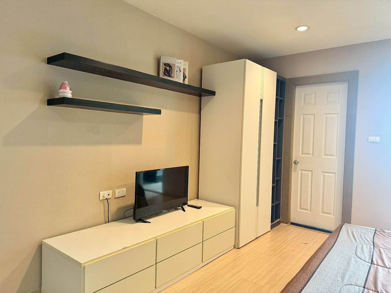 condo in Suan Luang — photo 5