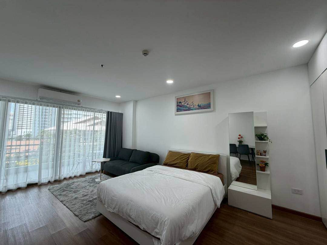 Studio condo in Central Pattaya — photo 3