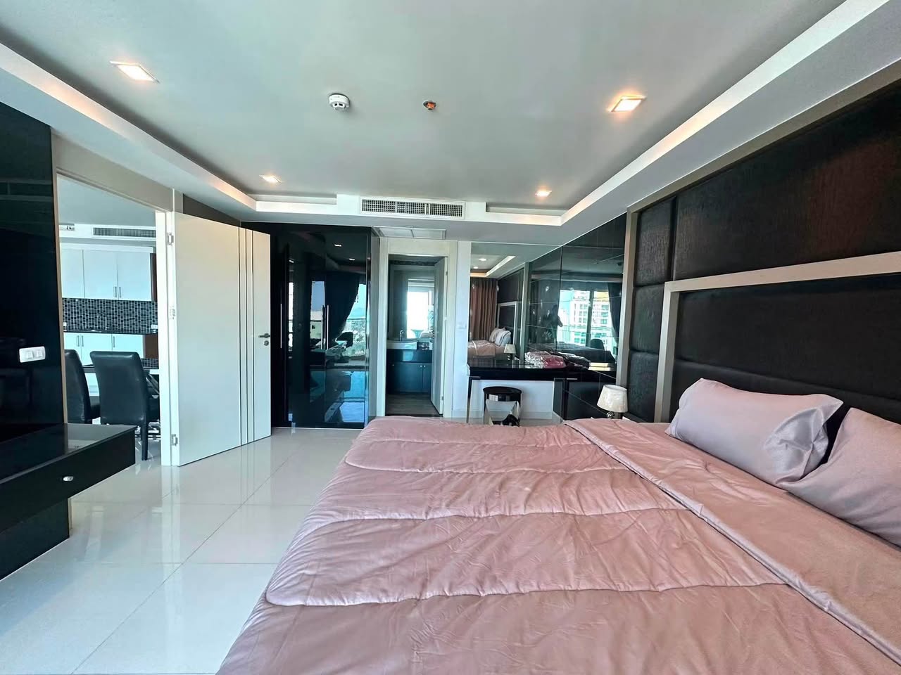 1BR condo in Pratumnak — photo 2