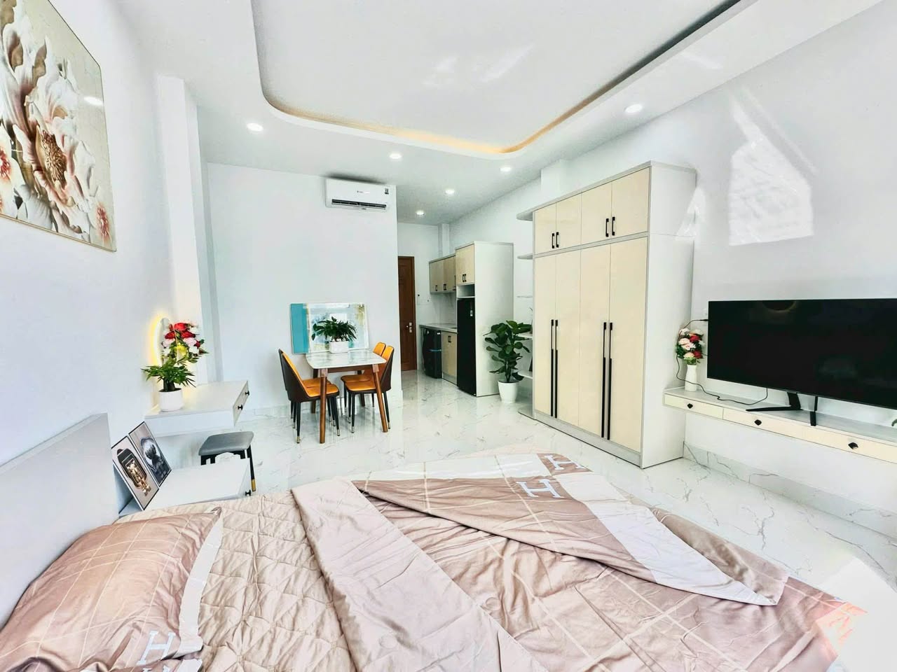 Studio studio in Phu Nhuan — photo 4
