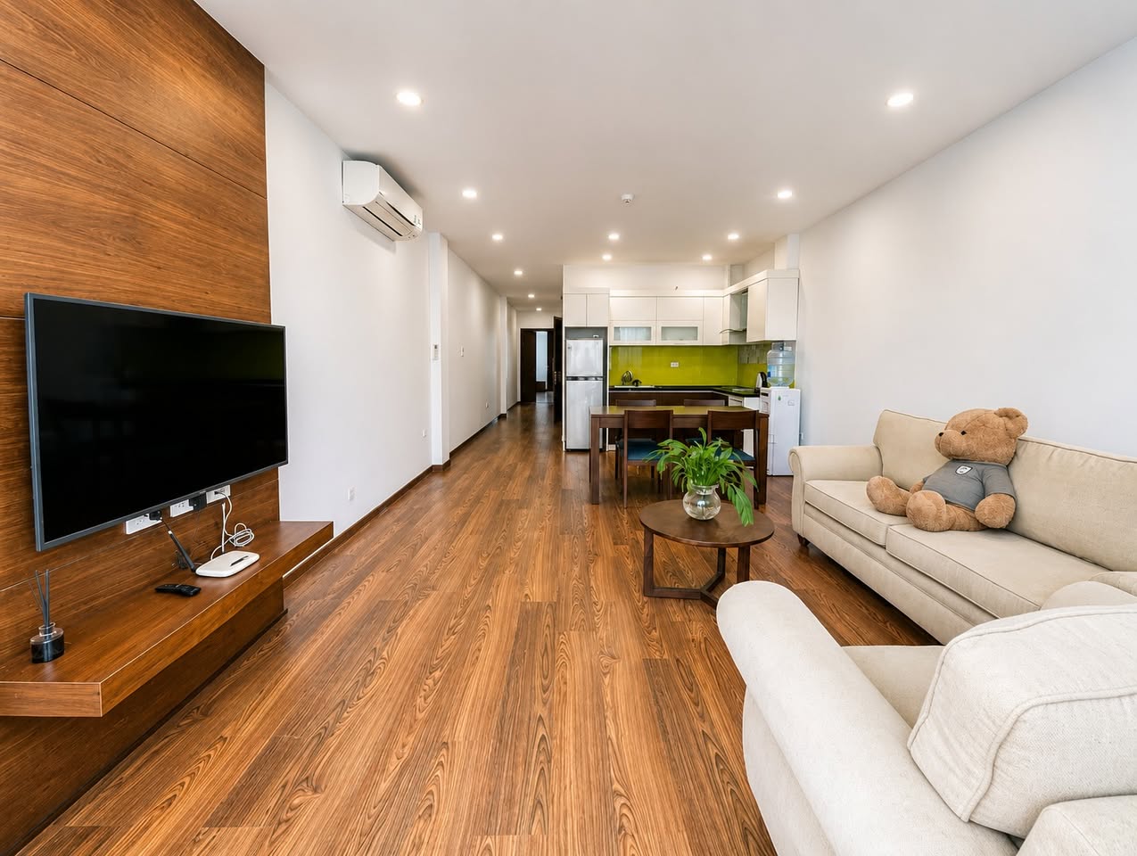 2BR apartment in Tay Ho — photo 2