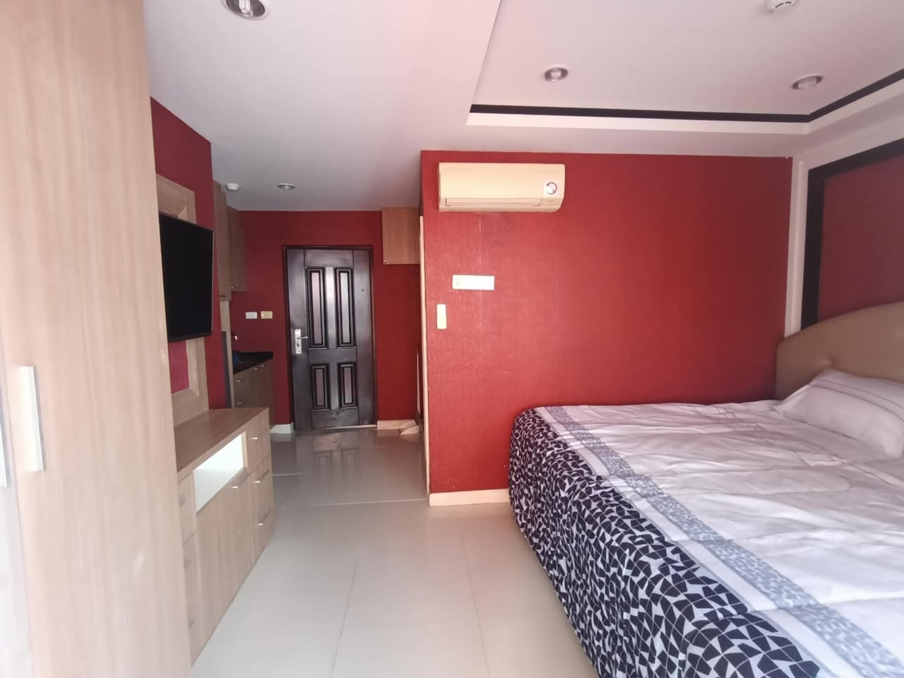 Studio condo in Pratumnak — photo 2