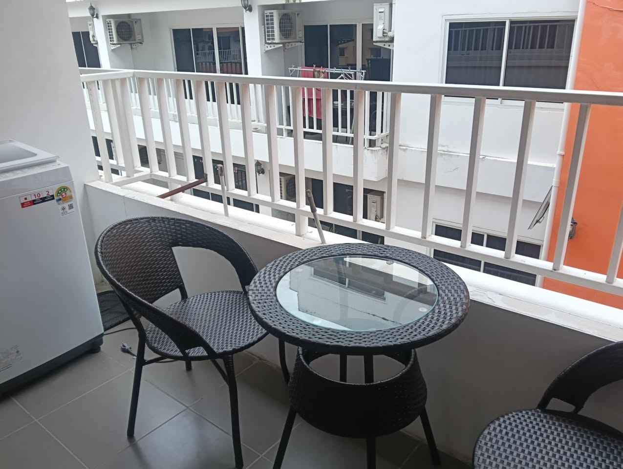 Studio condo in Pratumnak — photo 3