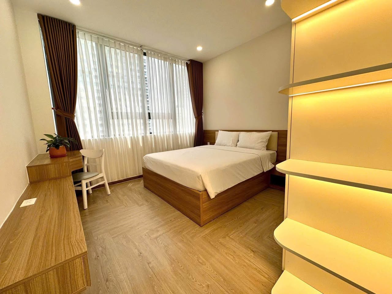 2BR rental in District 2 — photo 3