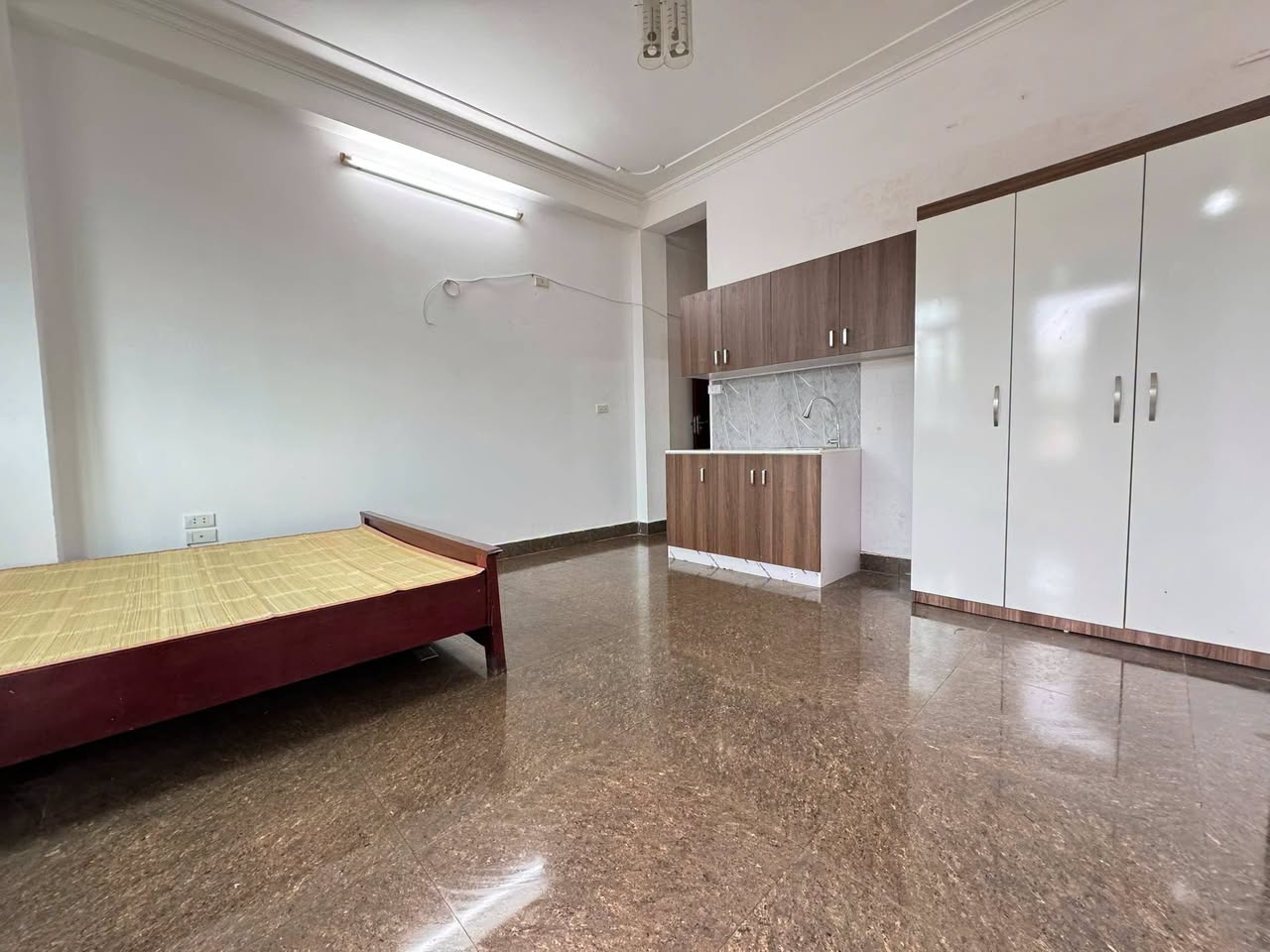 Studio room in Nam Tu Liem — photo 4