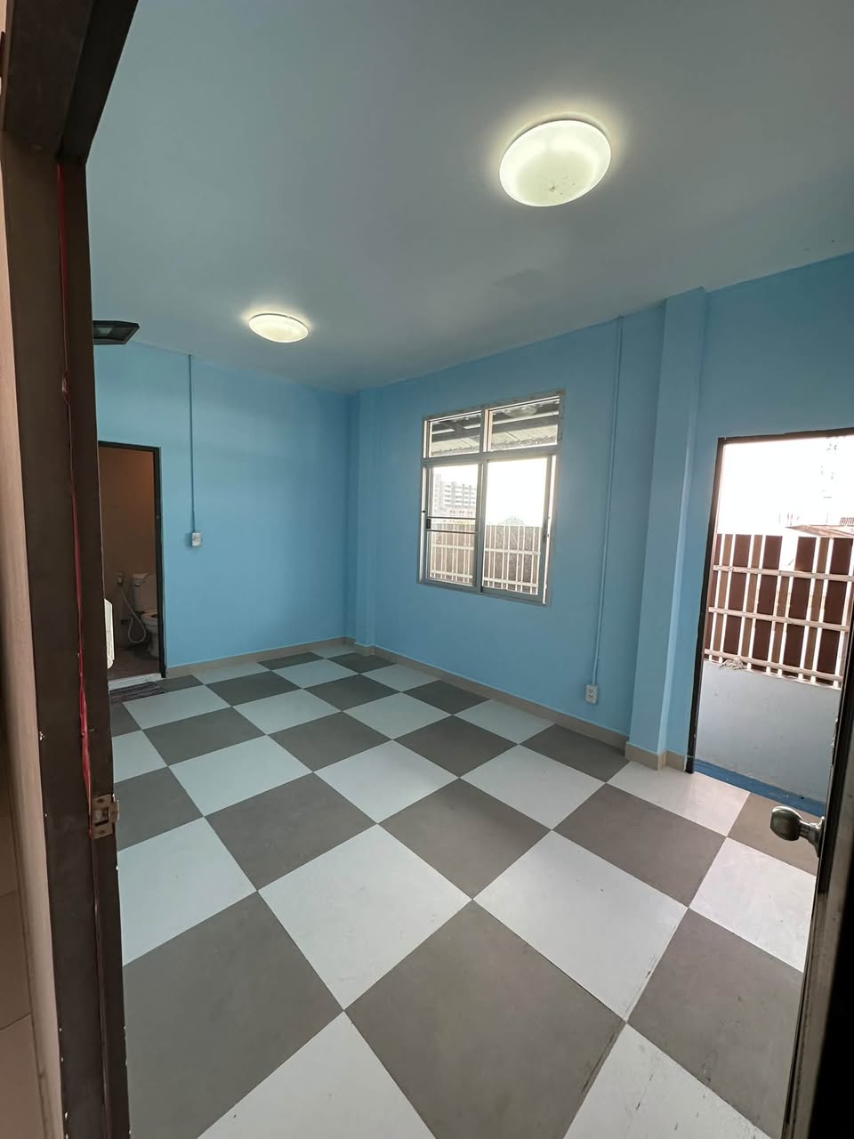 apartment in On Nut — photo 4