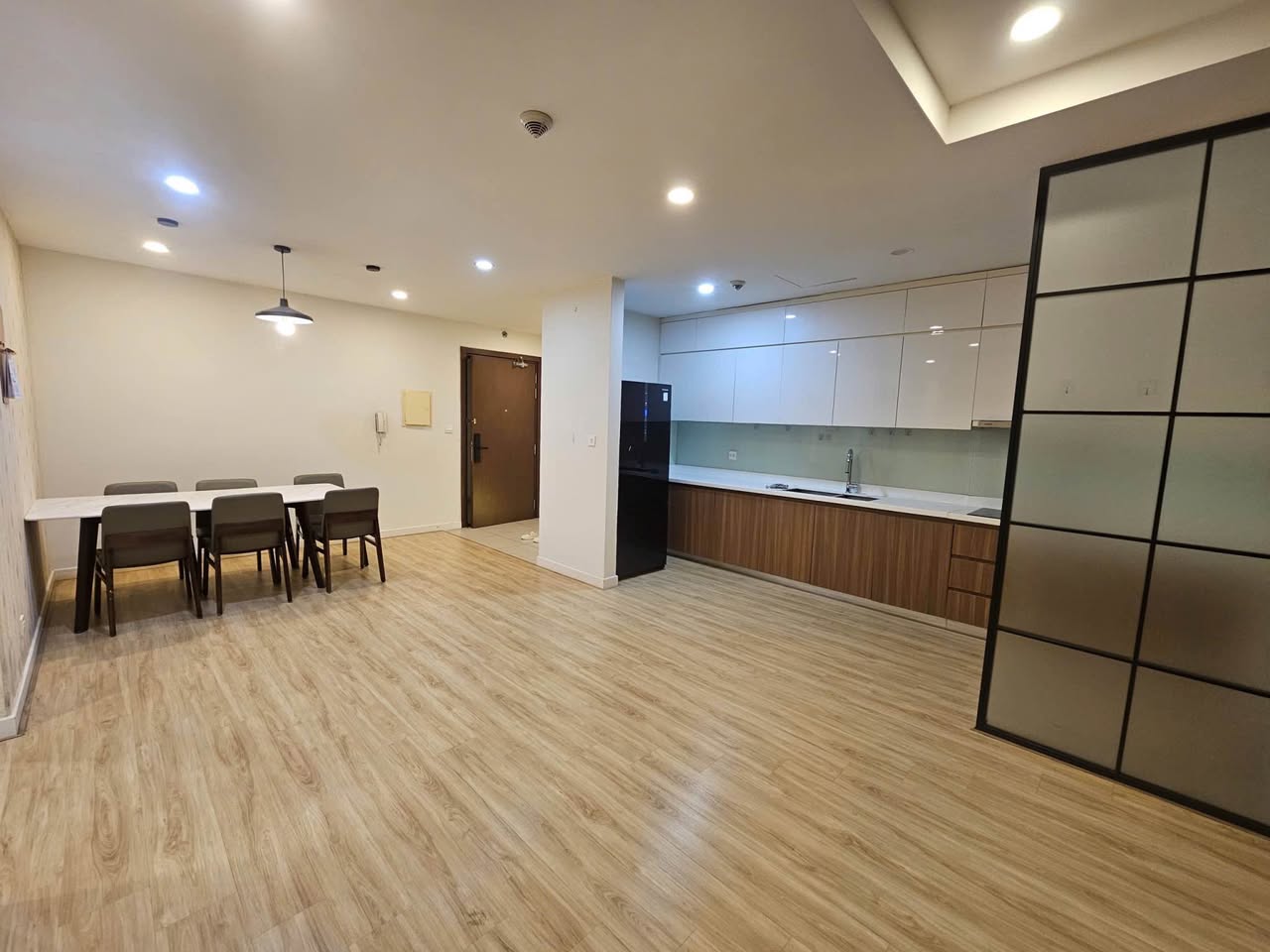 3BR apartment in Tay Ho — photo 2