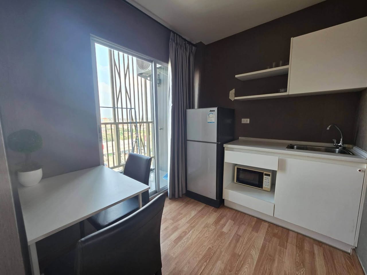Studio condo in South Pattaya — photo 4