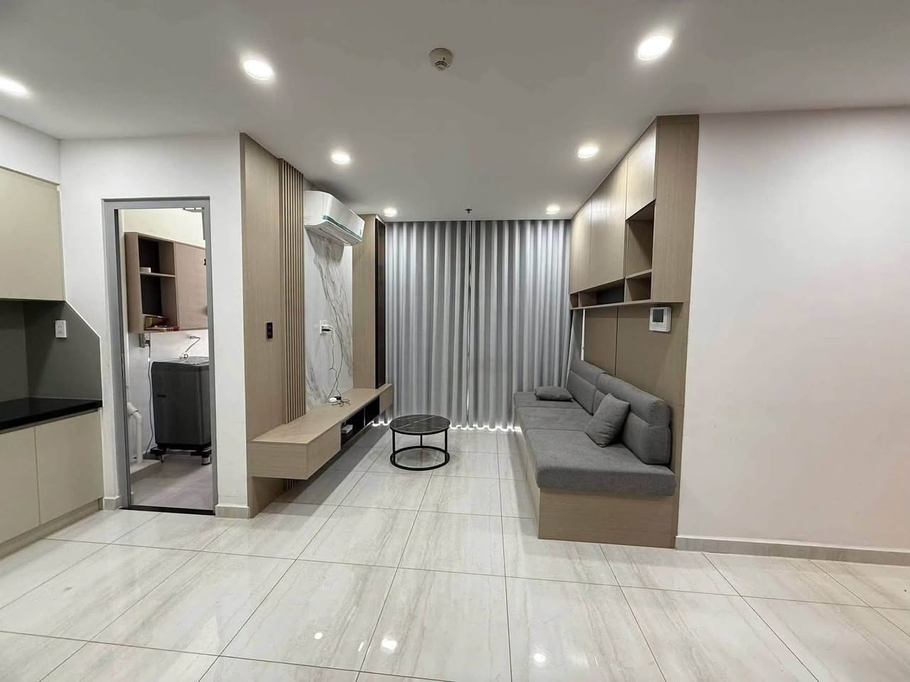 2BR apartment in Ho Chi Minh City — photo 5