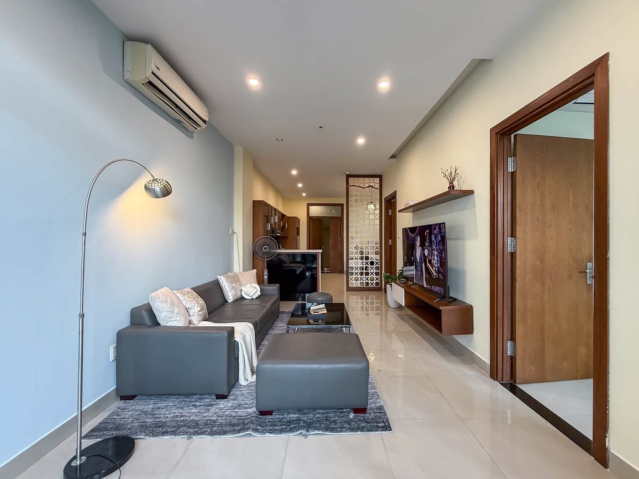 2BR apartment in Ngu Hanh Son — photo 2