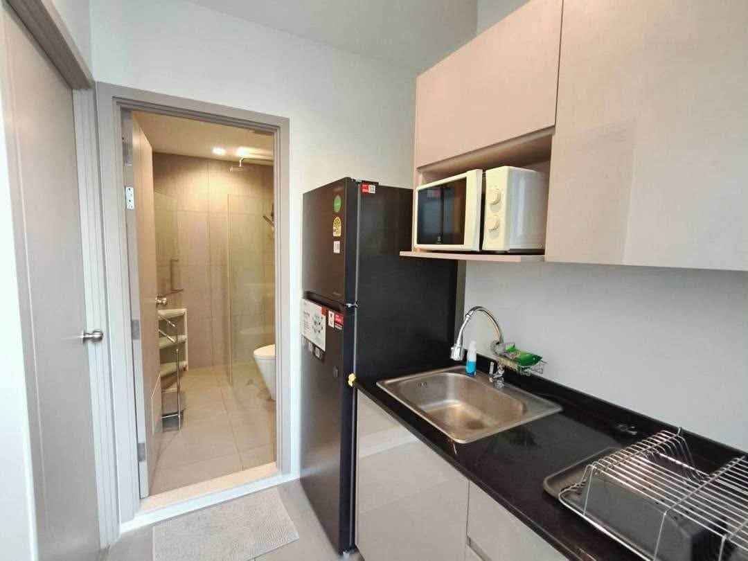 1BR condo in Riverside — photo 4