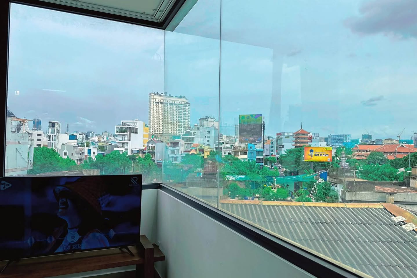2BR apartment in Phu Nhuan — photo 3