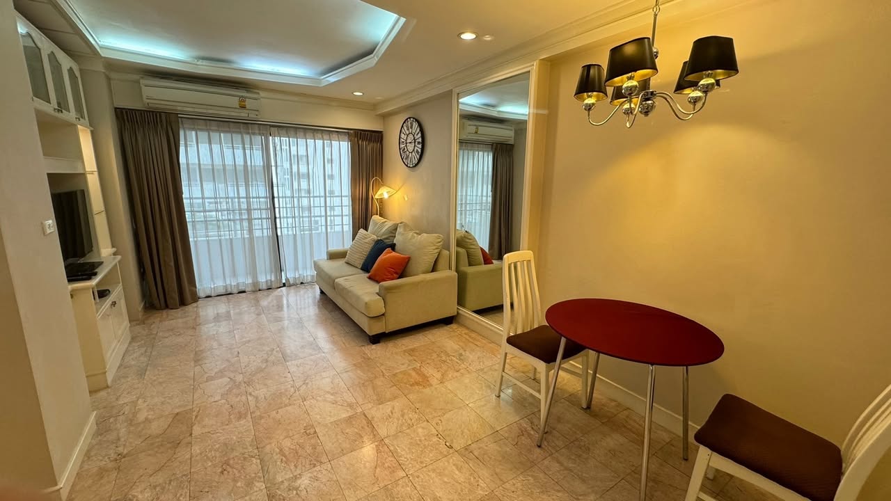 1BR condo in Nana — photo 5