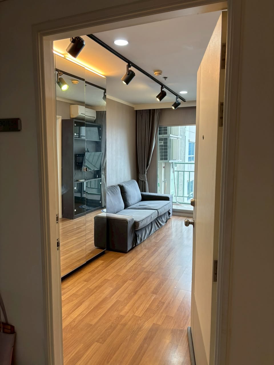 1BR condo for sale in Rama 9 — photo 2