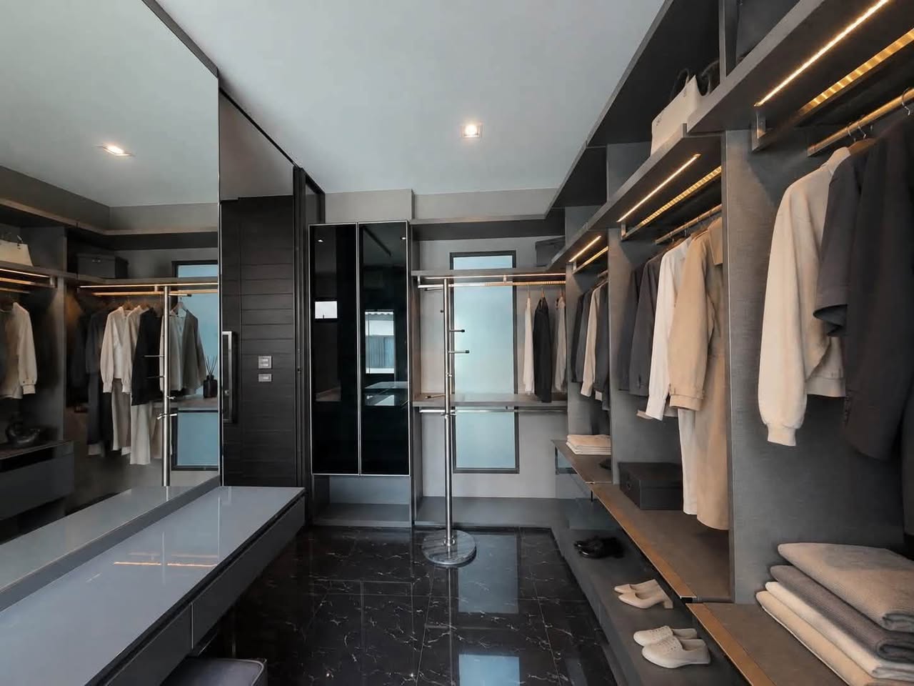 3BR property for sale in Ekkamai — photo 5