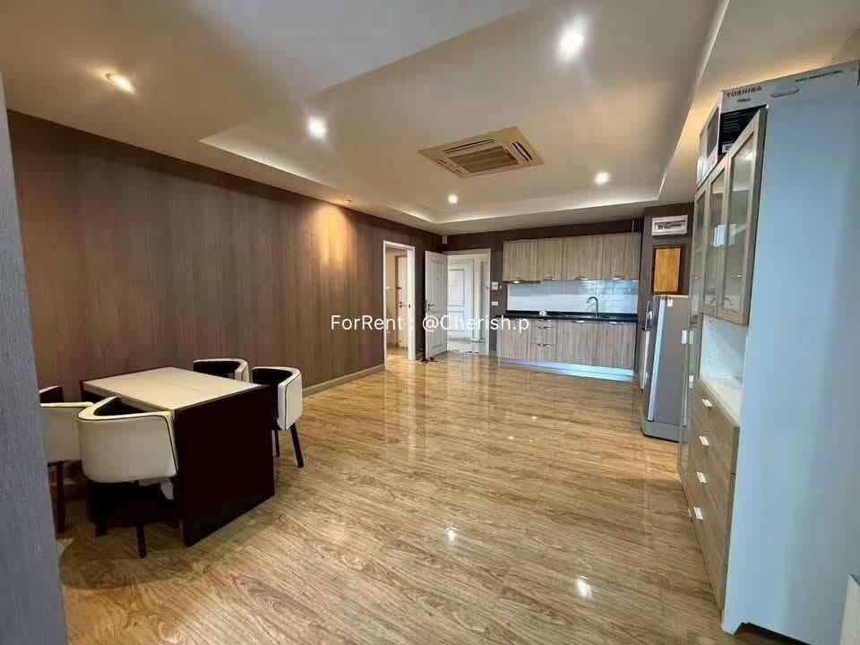 1BR condo in Phahonyothin — photo 4