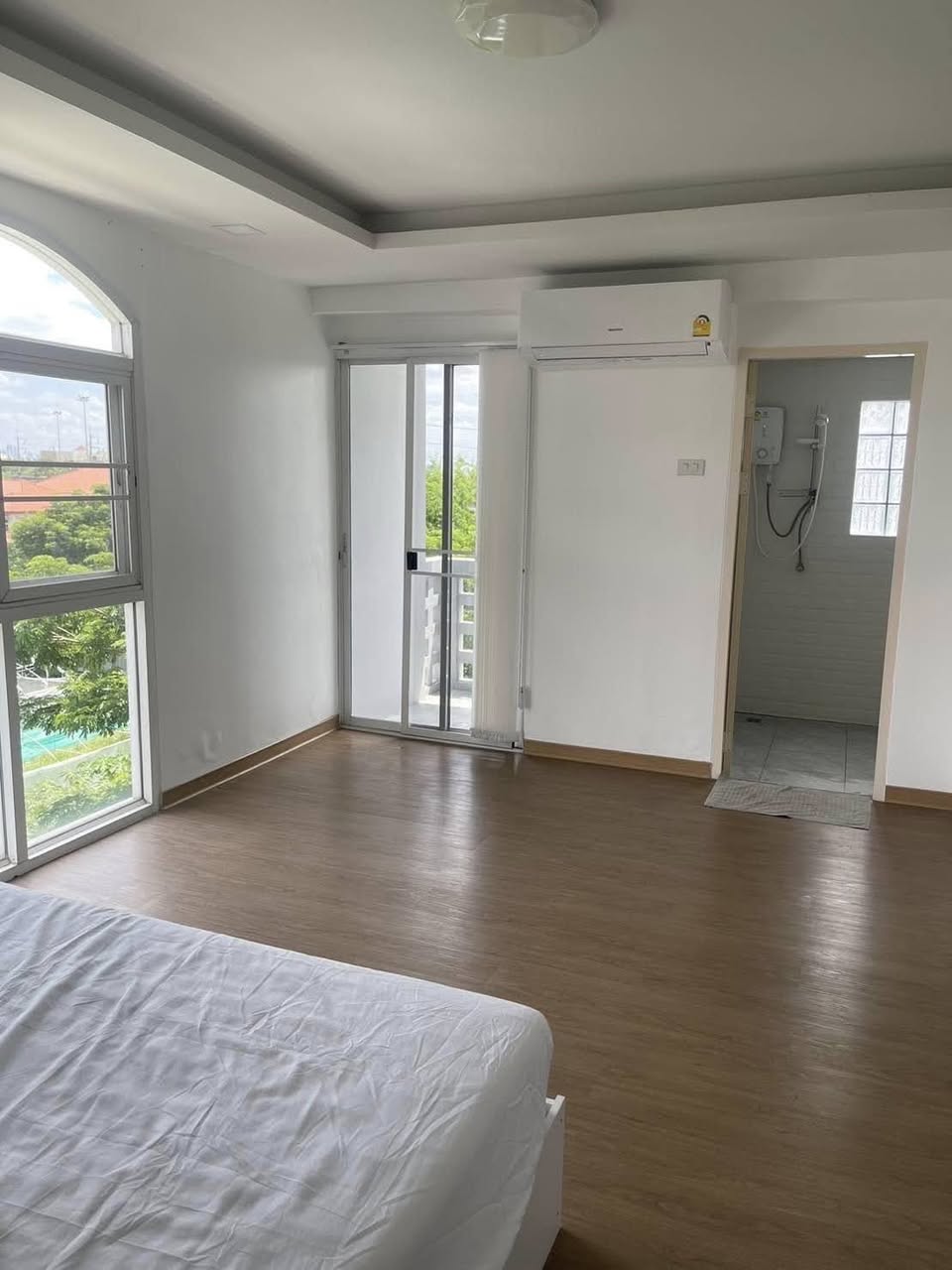 Studio apartment in Ram Inthra — photo 3