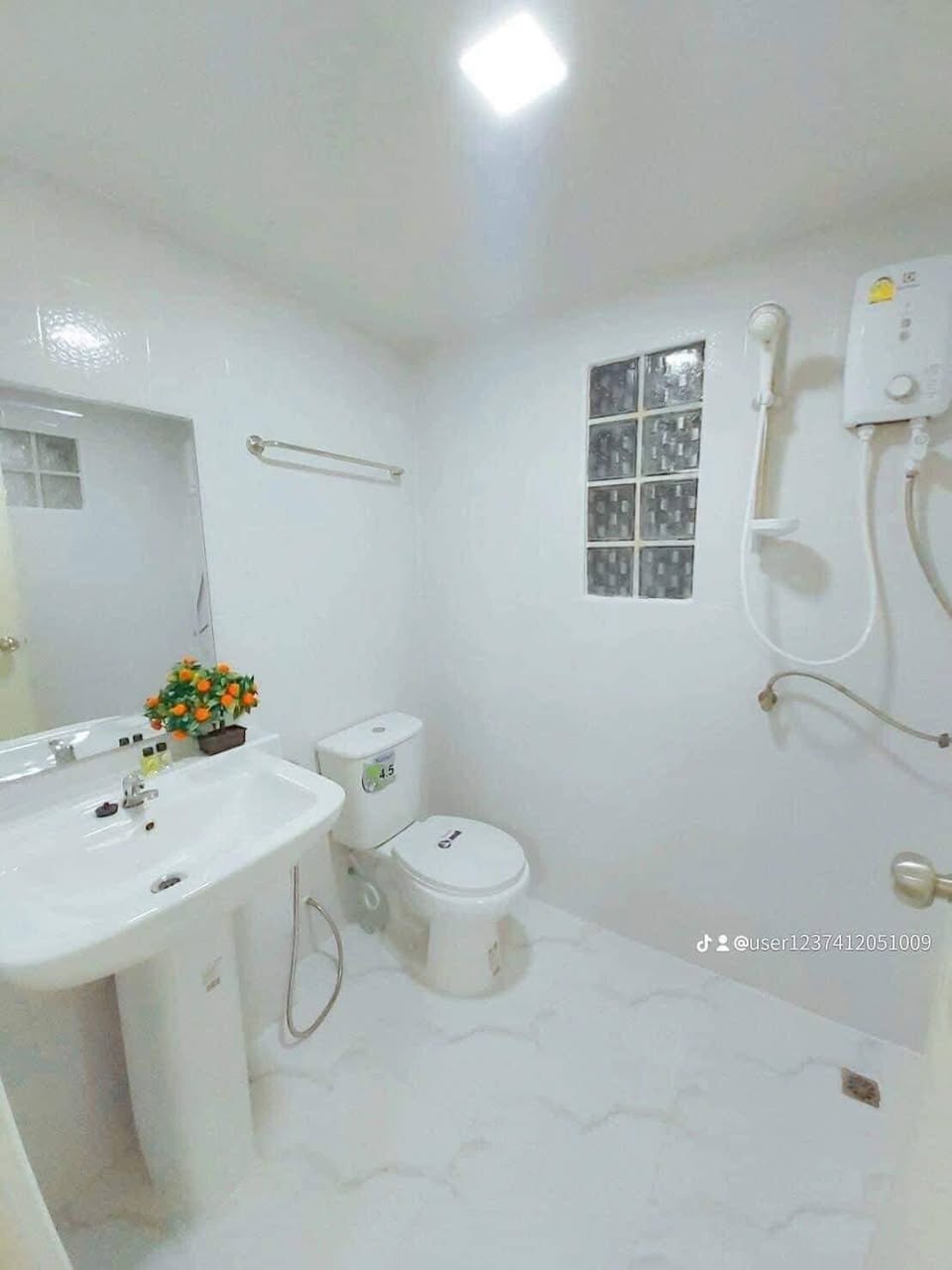 Studio apartment in Ram Inthra — photo 4