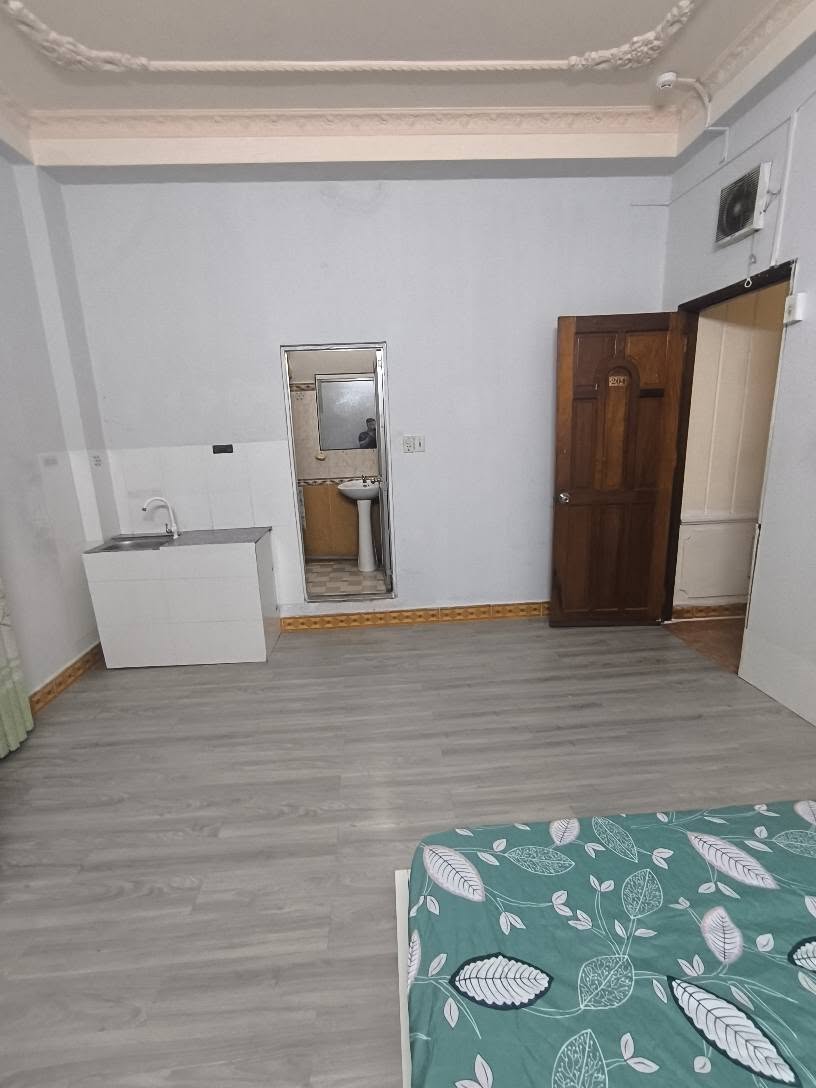 Studio apartment in Tan Binh — photo 4