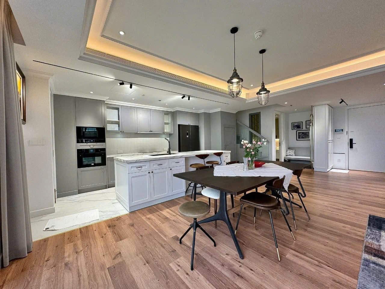 3BR duplex in District 2 — photo 4