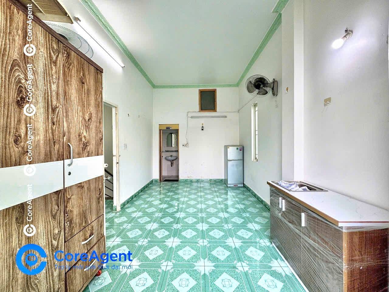 apartment in Thu Duc — photo 2