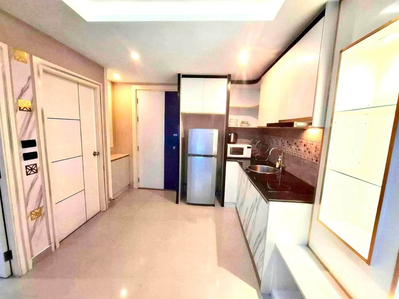 1BR condo in Central Pattaya — photo 3