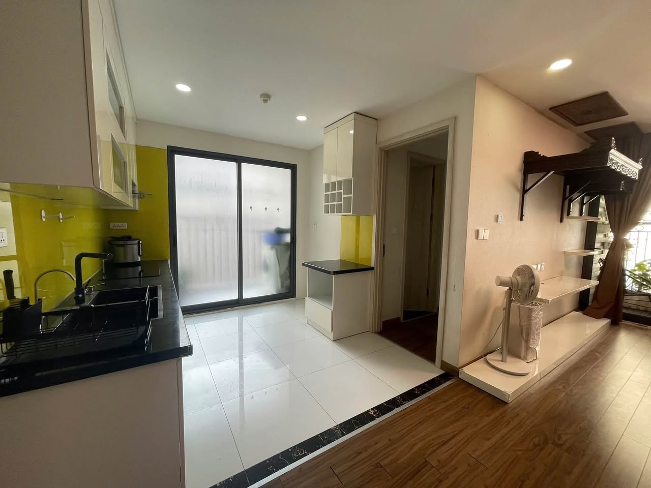 2BR apartment in My Dinh — photo 2