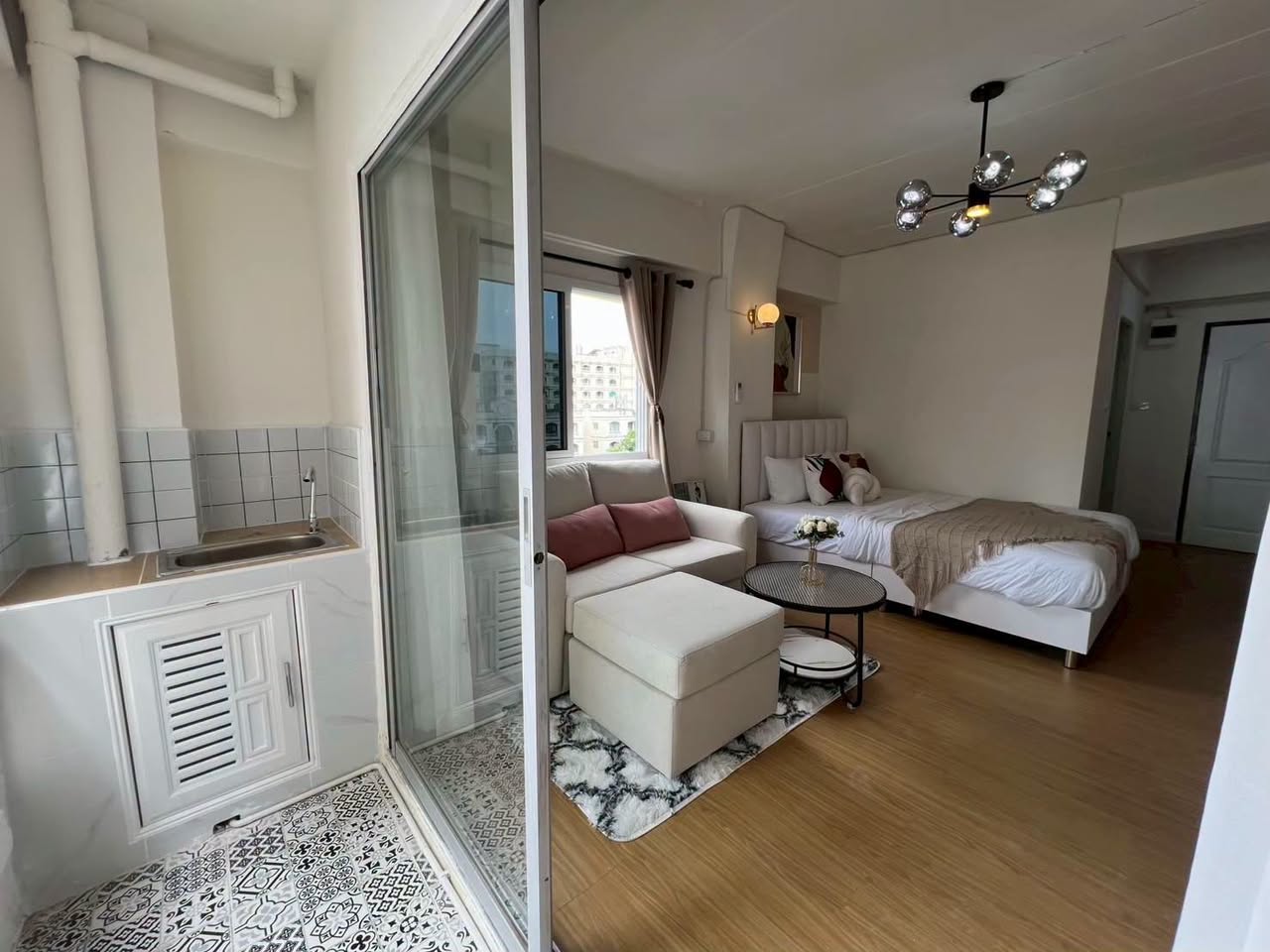 Studio studio in Bang Na — photo 4