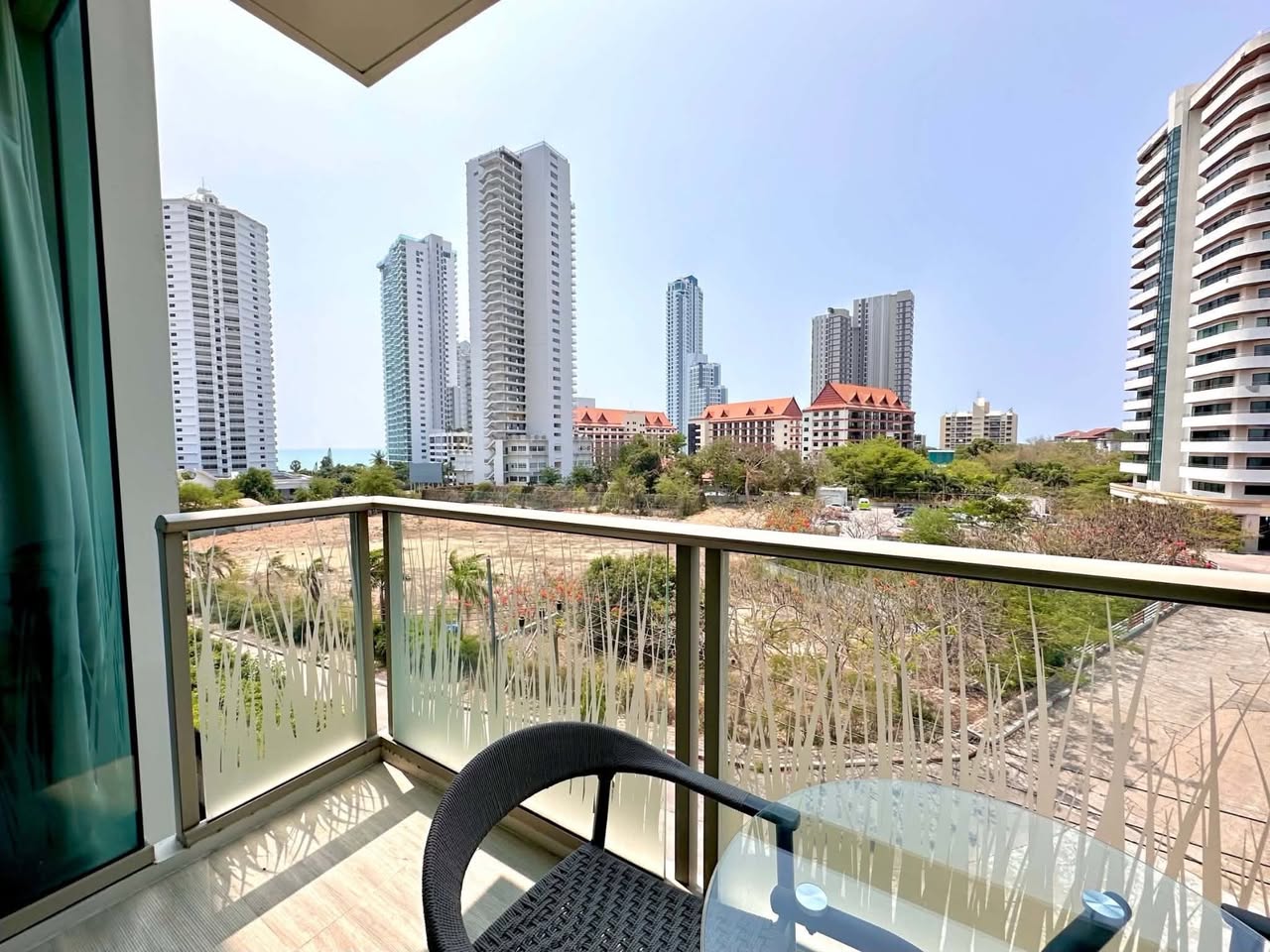1BR condo in Wongamat — photo 2