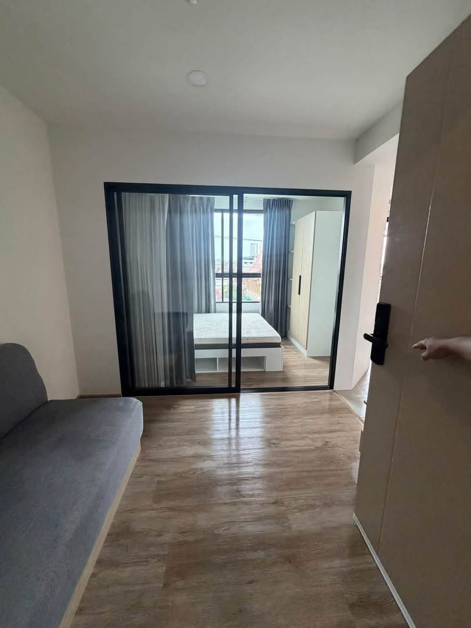 1BR condo in Suksawat — photo 4