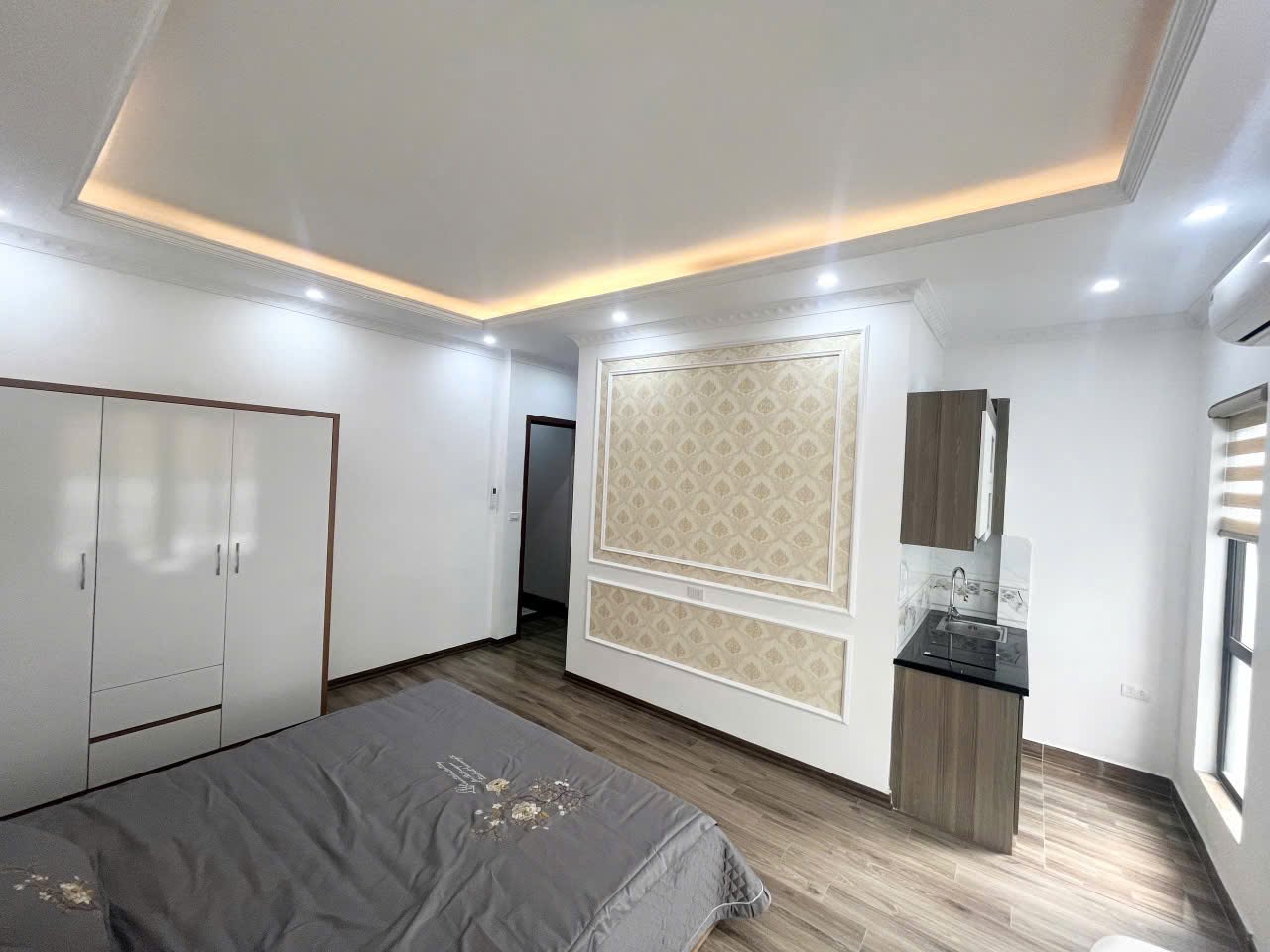 Studio studio in Ba Dinh — photo 4