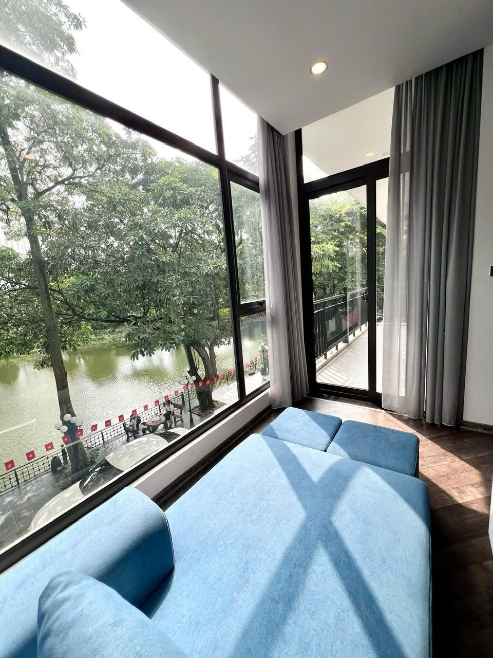 2BR apartment in Tay Ho — photo 2